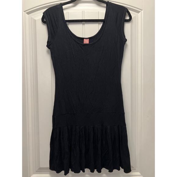 Free People Women’s Scoop Neck Tiered Pullover Soft Mini Tank Dress Size M Black - Picture 1 of 3